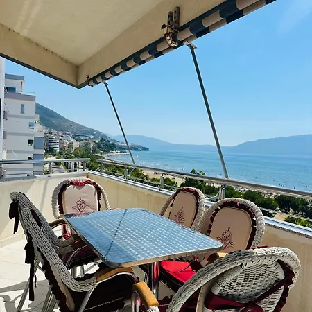 Blue Escape Lungo Mare Vlorë